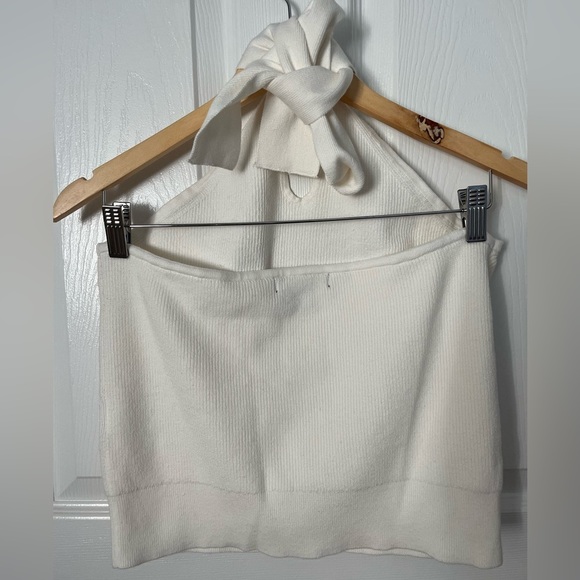 Banana Republic ribbed halter sweater top, size Large in White. - Picture 2 of 3